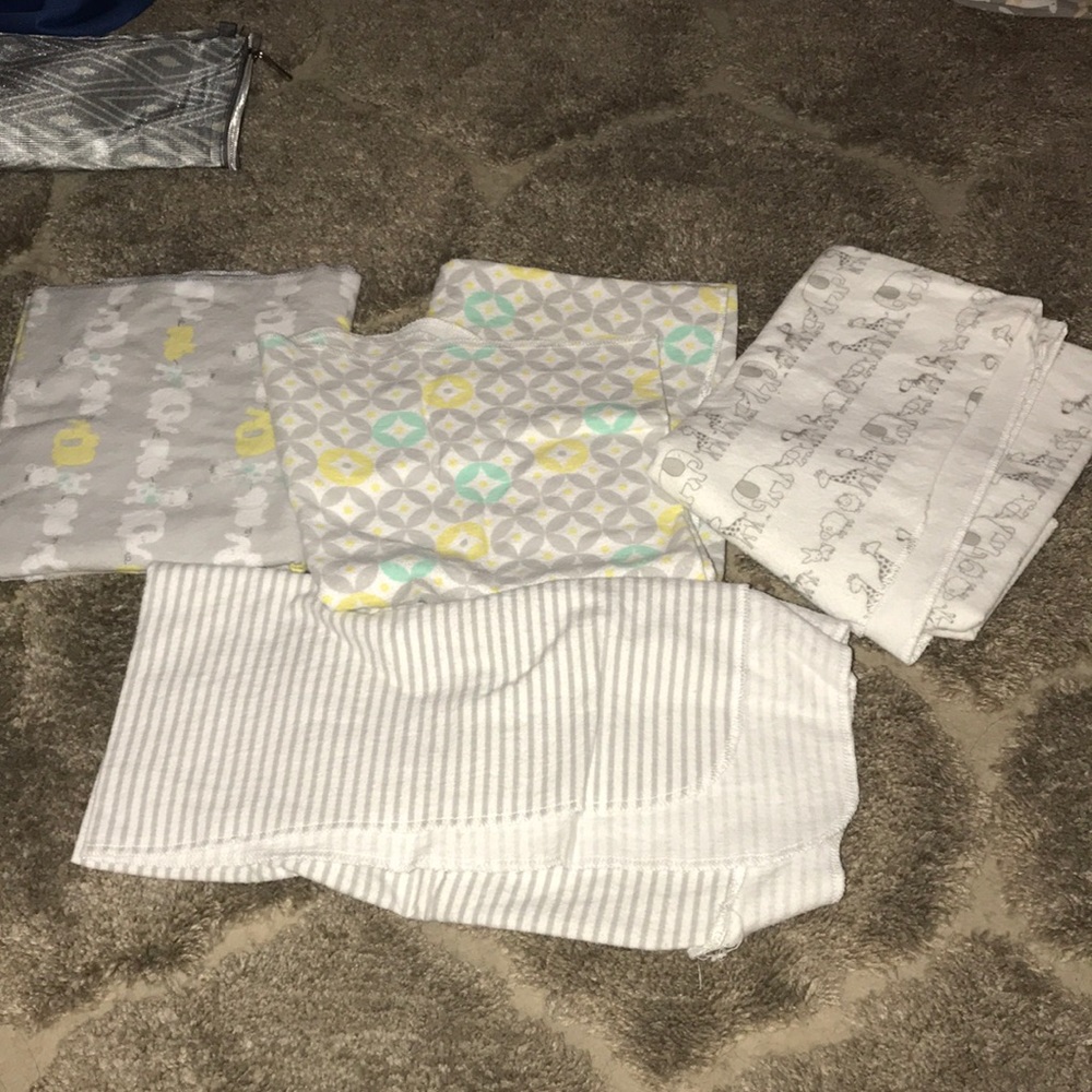 4 brand new new born swaddle bankets